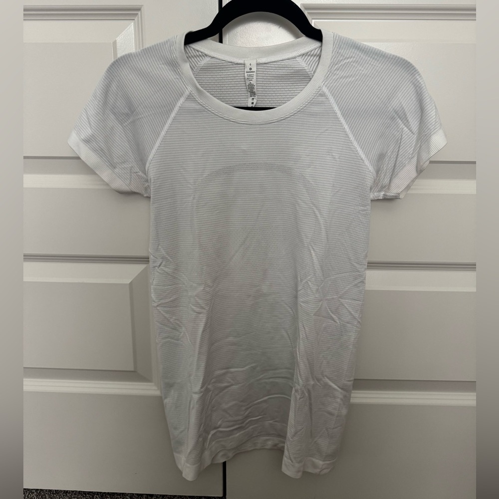 Lululemon Swiftly Tech Short Sleeve